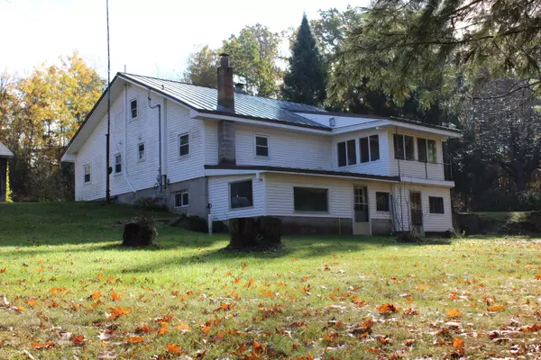 401 S Bass Lake Ave. Avenue, Harrison, MI 48625