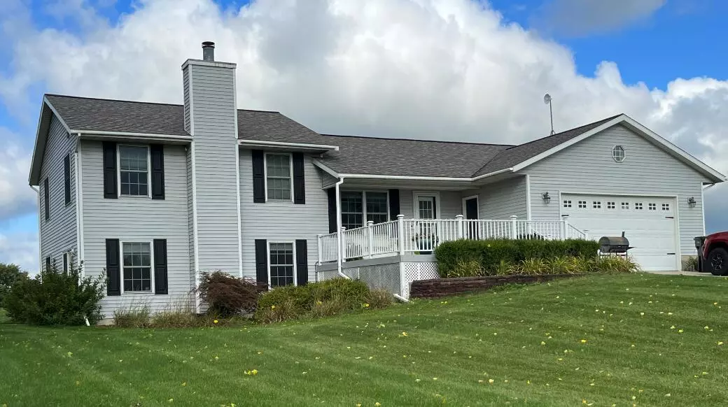 2485 48th Avenue, Zeeland, MI 49464