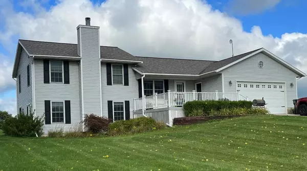 2485 48th Avenue, Zeeland, MI 49464