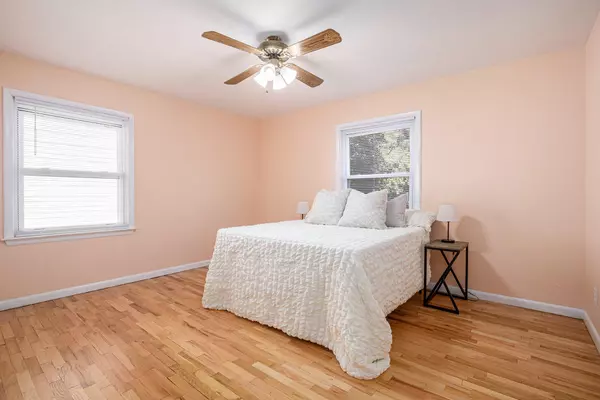 Niles, MI 49120,1352 Marion Street