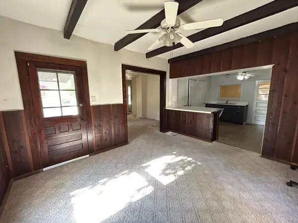 Niles, MI 49120,319 S 5th Street