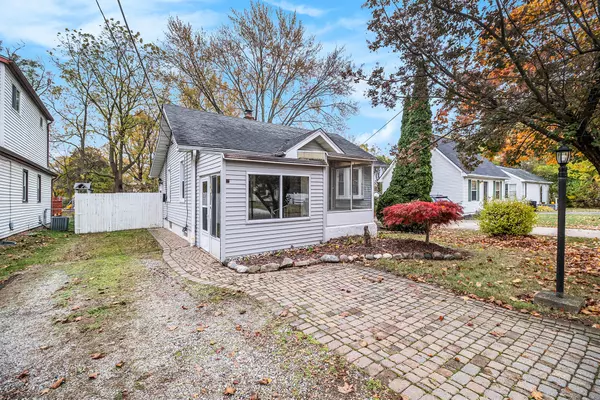 Auburn Hills, MI 48326,150 Guanonocque Street