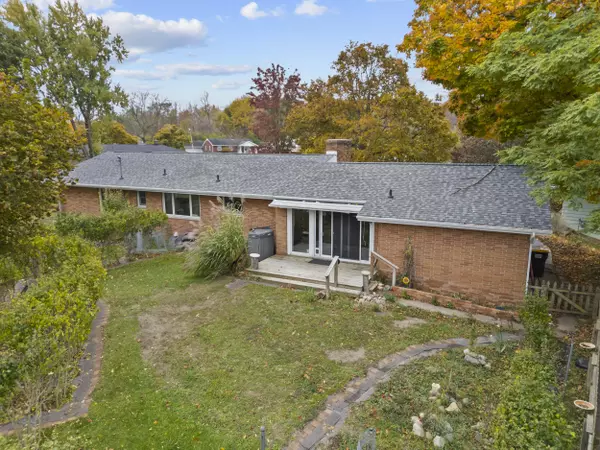 Hillsdale, MI 49242,2 Azalea Court