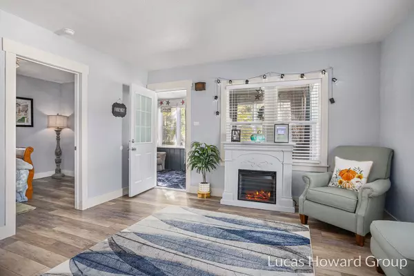 Battle Creek, MI 49015,378 W Goguac W Street