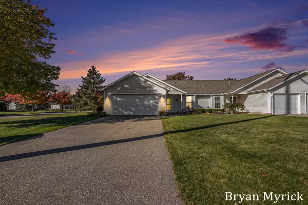 2933 Willow View Way, Holland, MI 49424
