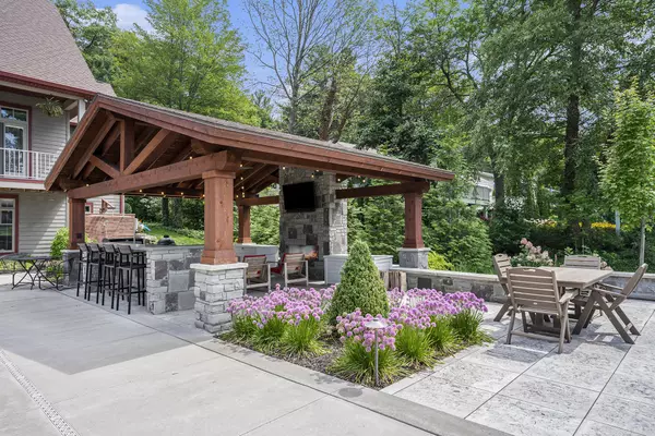 Holland, MI 49424,798 Pine Bay Avenue