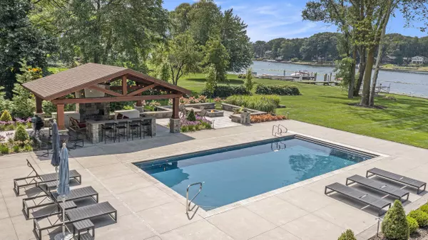 Holland, MI 49424,798 Pine Bay Avenue