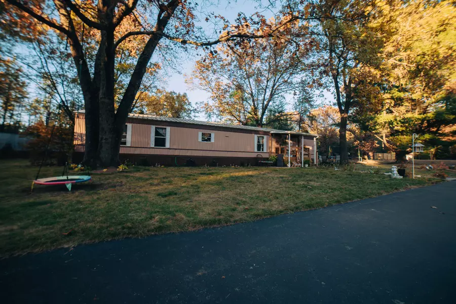 10674 W County Line Road, Newaygo, MI 49337