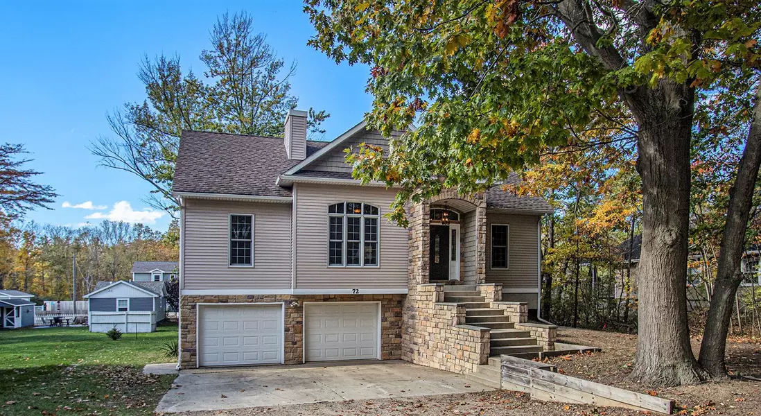 72 Euclid Street, South Haven, MI 49090