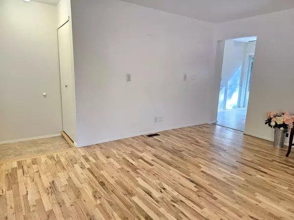 Ann Arbor, MI 48105,352 Manor Drive