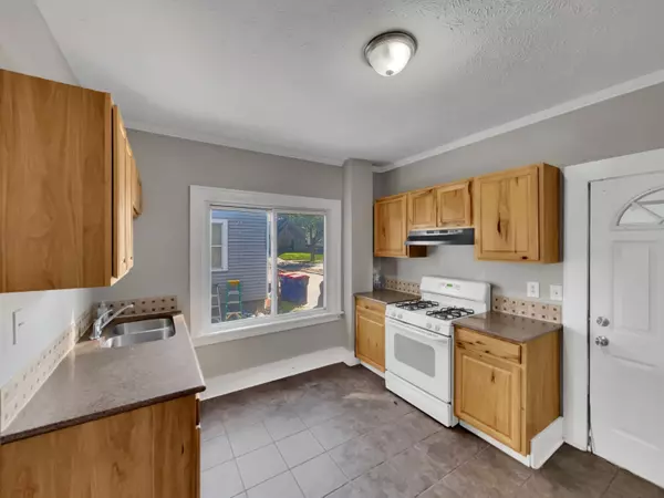 Grand Rapids, MI 49507,418 Griggs SE Street