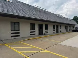 Ada, MI 49301,8112 Fulton E Street