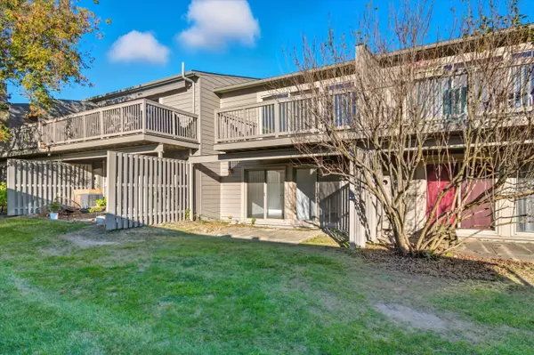 Ann Arbor, MI 48105,715 Skynob Drive