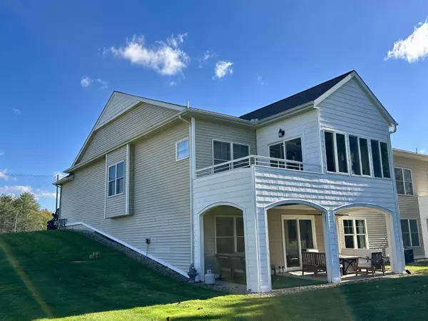 Benton Harbor, MI 49022,2542 Medinah Lane