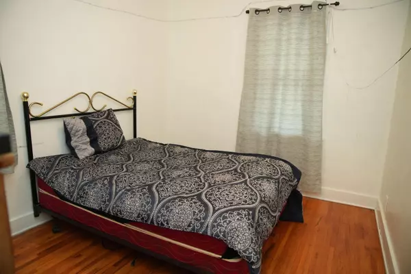 Grand Rapids, MI 49548,104 Wesley SE Street