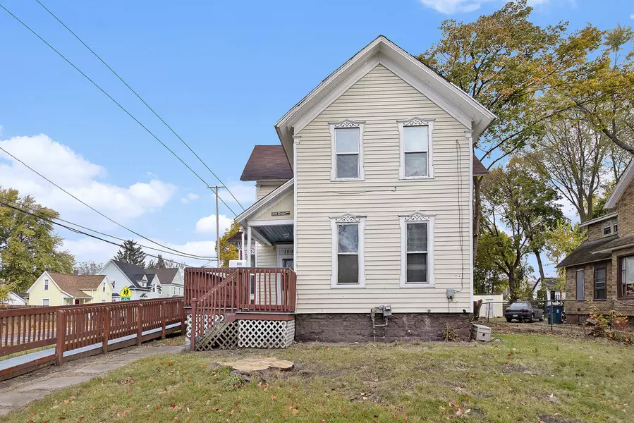 1005 Washington Avenue, Kalamazoo, MI 49001