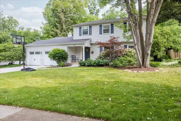 2717 Maplewood SE Drive, Grand Rapids, MI 49506