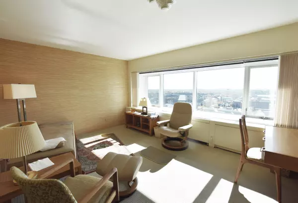 555 E William Street #23L, Ann Arbor, MI 48104