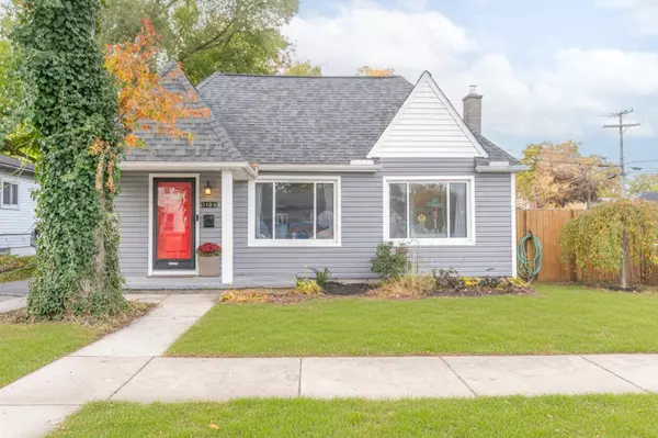 1106 E Granet Avenue, Hazel Park, MI 48030