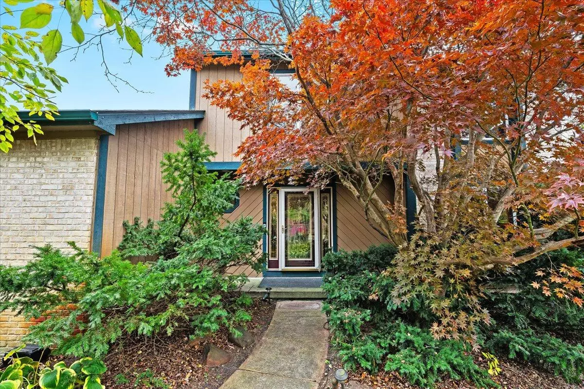 Highland, MI 48356,2794 Waling Woods Drive