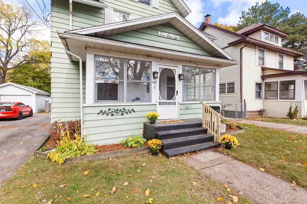 Jackson, MI 49201,738 W Franklin Street