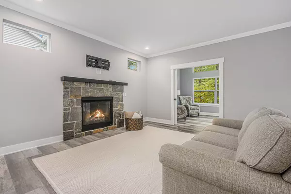 Portage, MI 49002,9340 Sassafras Trail #68