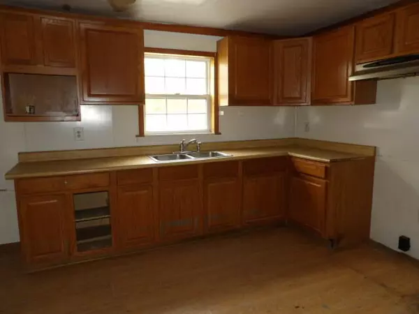 Covert, MI 49043,34637 76th Street