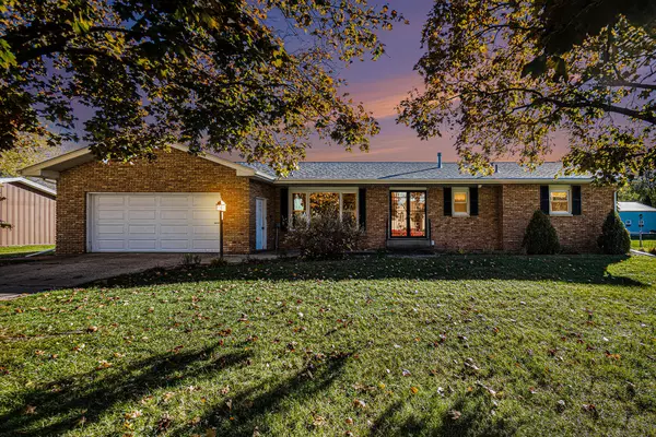 24655 US Highway 12, Edwardsburg, MI 49112