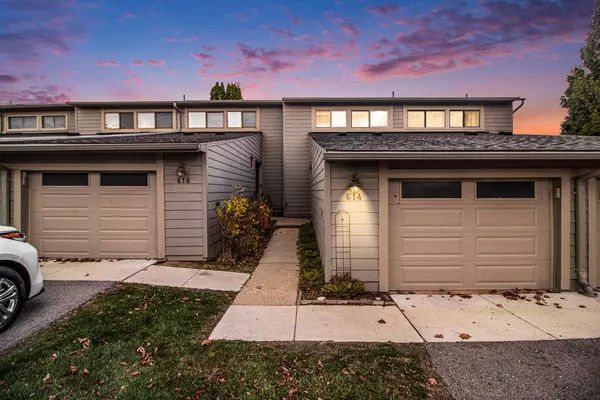 Ann Arbor, MI 48105,614 Peninsula Court