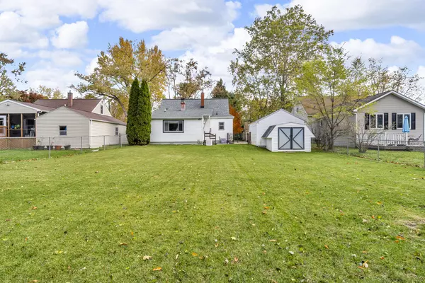 Jackson, MI 49203,2422 Midday Street