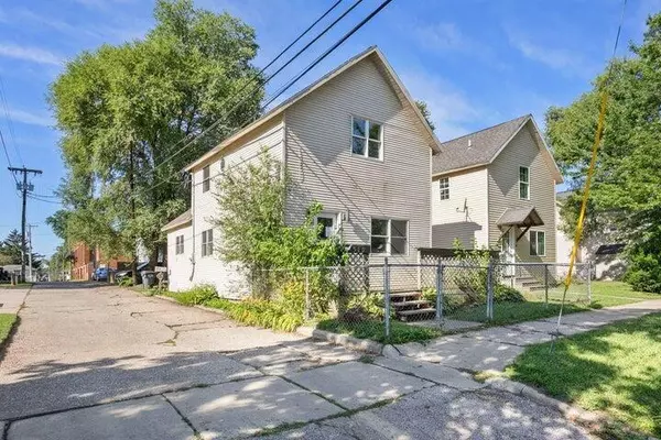 912 Market Street, St. Joseph, MI 49085