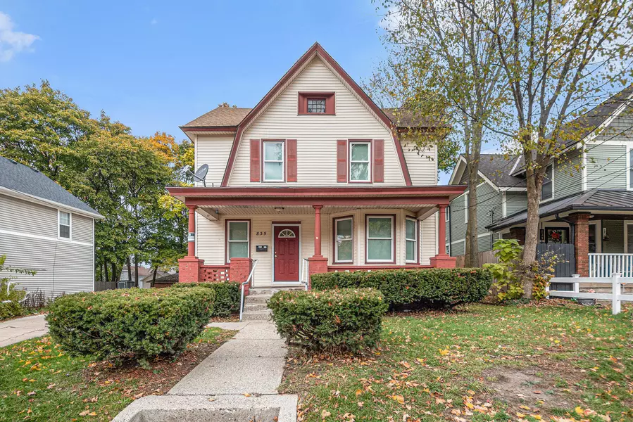 835 Bates SE Street, Grand Rapids, MI 49506