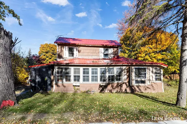 309 E Washington Street, St. Louis, MI 48880