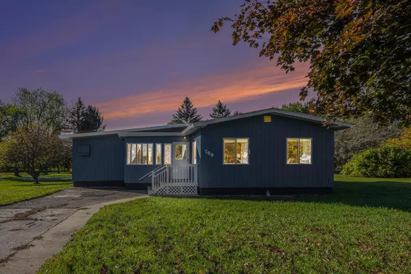 780 Bowes SE Road, Lowell, MI 49331