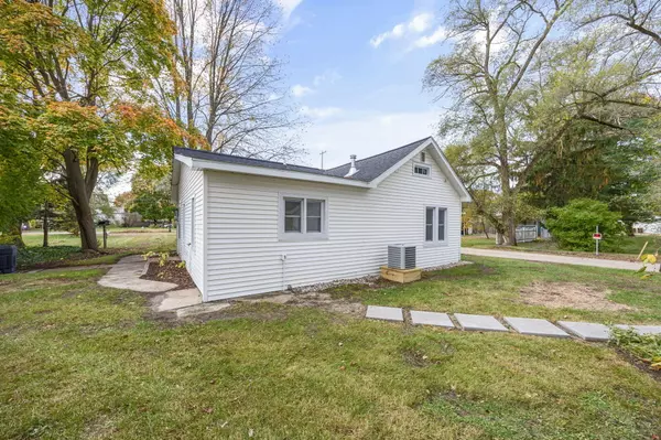 Mount Pleasant, MI 48858,1208 W Broadway Street