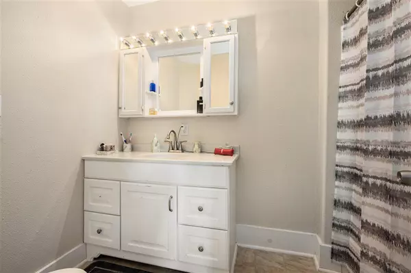 Centreville, MI 49032,424 N Dean Street