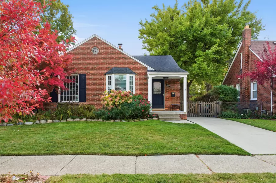 1353 Cambridge Road, Berkley, MI 48072