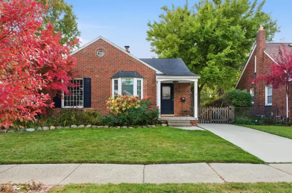 1353 Cambridge Road, Berkley, MI 48072