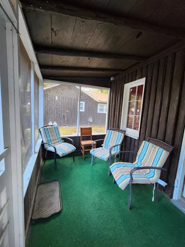 East Tawas, MI 48730,973 N Huron St Street