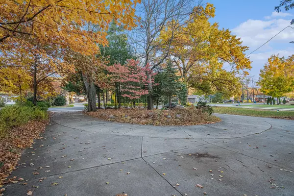 Niles, MI 49120,2932 S 3rd Street