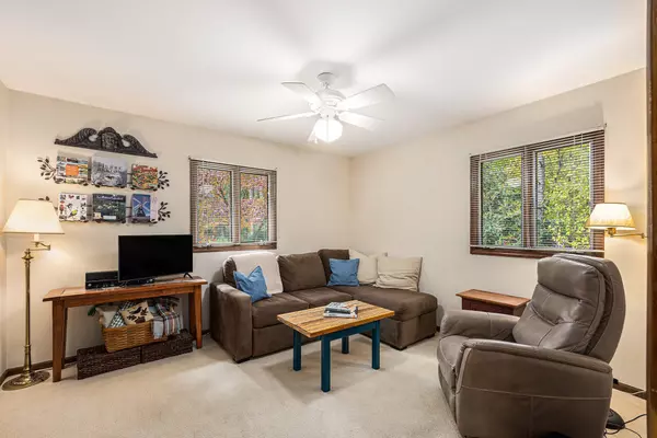 Holland, MI 49424,15945 Fendt Farm Drive