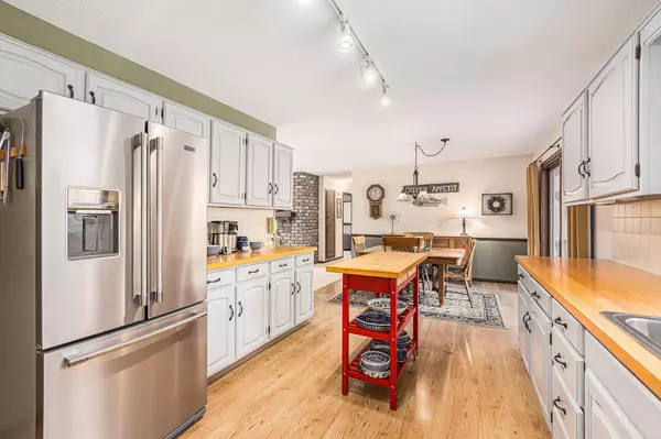 Holland, MI 49424,15945 Fendt Farm Drive