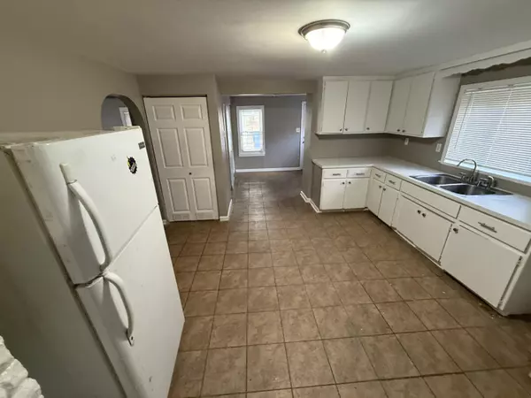 Warren, MI 48091,2216 Goulson Avenue