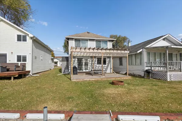 123 N LAKESIDE Drive, Michigan Center, MI 49254