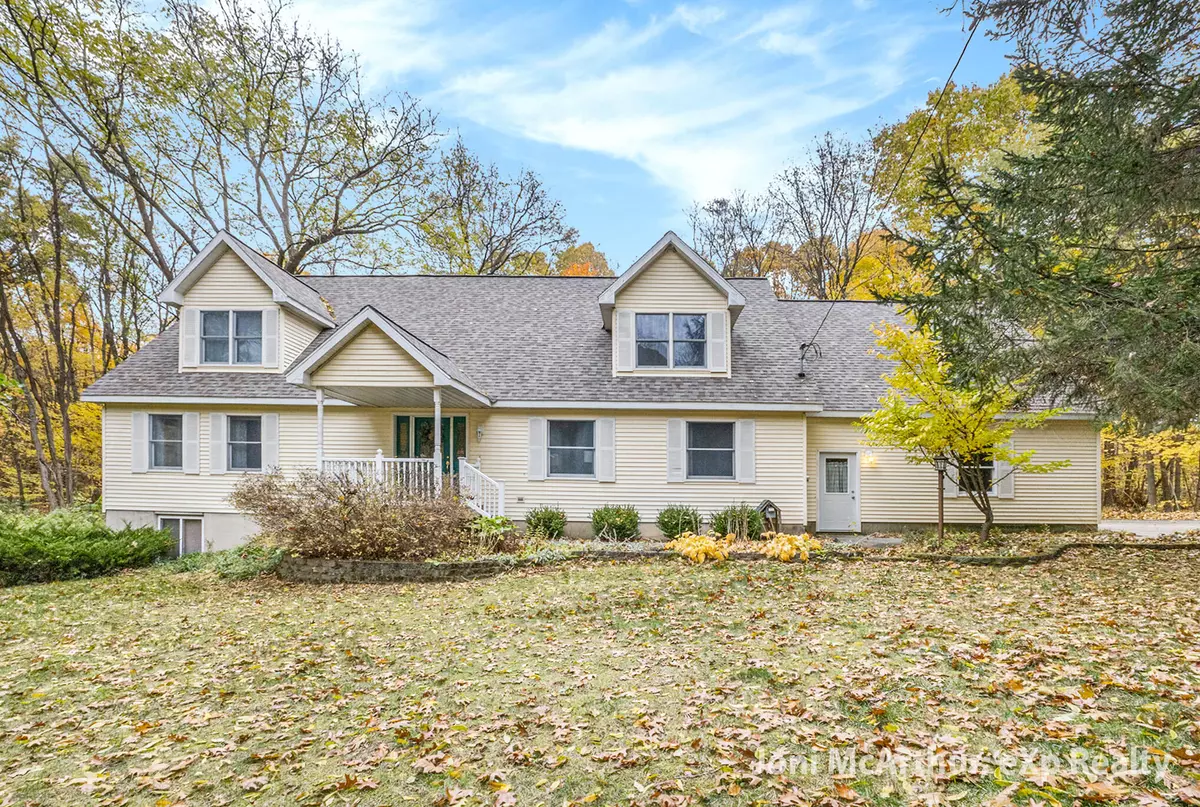 Belding, MI 48809,7504 Lincoln Lake NE Road