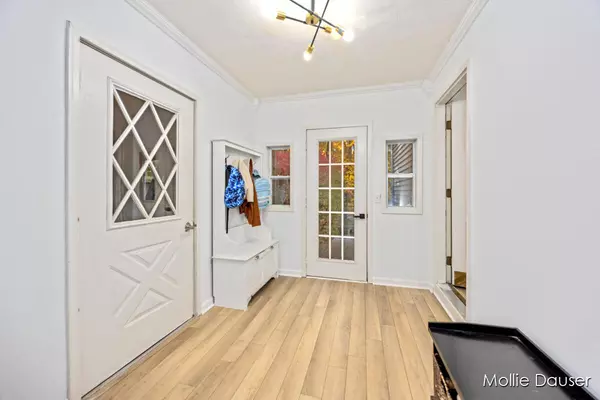 Rockford, MI 49341,8683 Star Eye NE Street