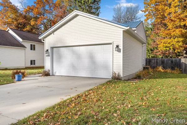 Greenville, MI 48838,1006 Sprucewood Drive