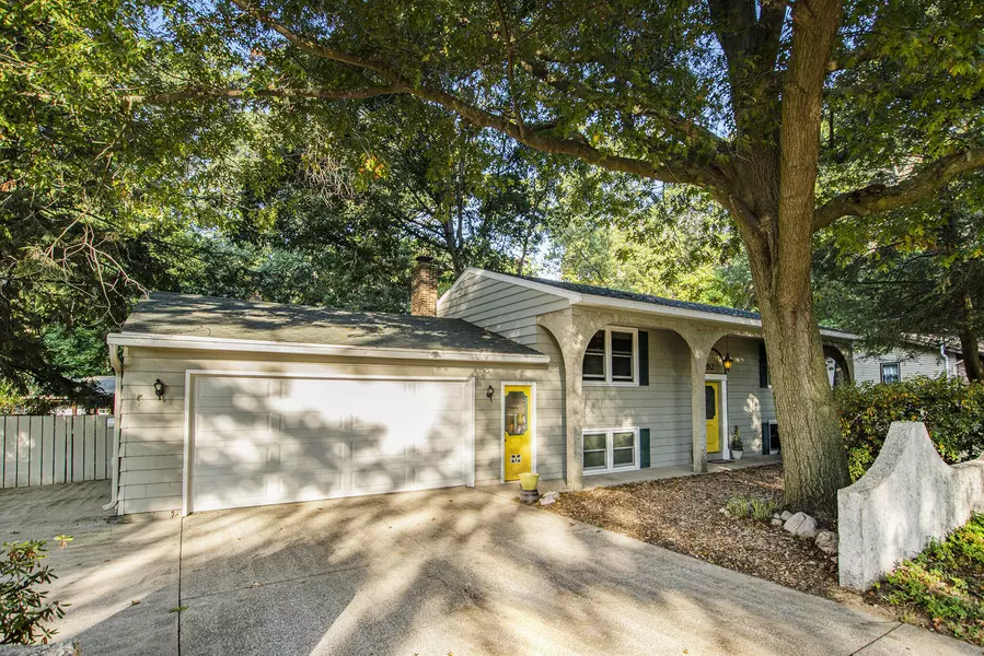 92 Oak Valley Drive, Holland, MI 49424