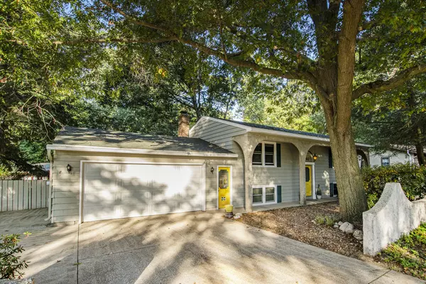 92 Oak Valley Drive, Holland, MI 49424