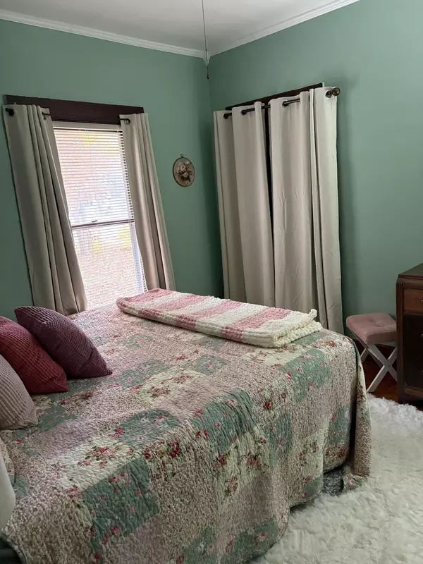 Battle Creek, MI 49037,23 Emerald Avenue